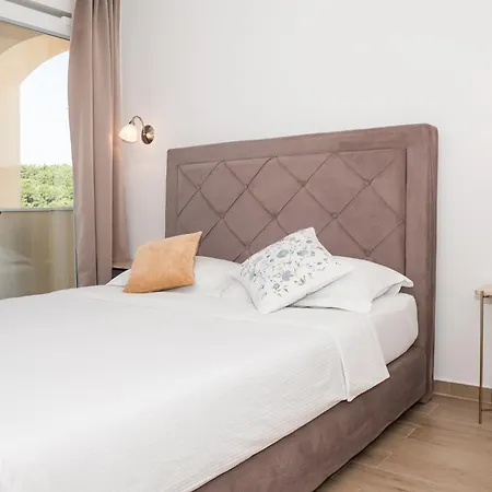 Casa Scardona Gæstehus Skradin