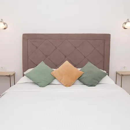 Πανσιόν Casa Scardona 4*