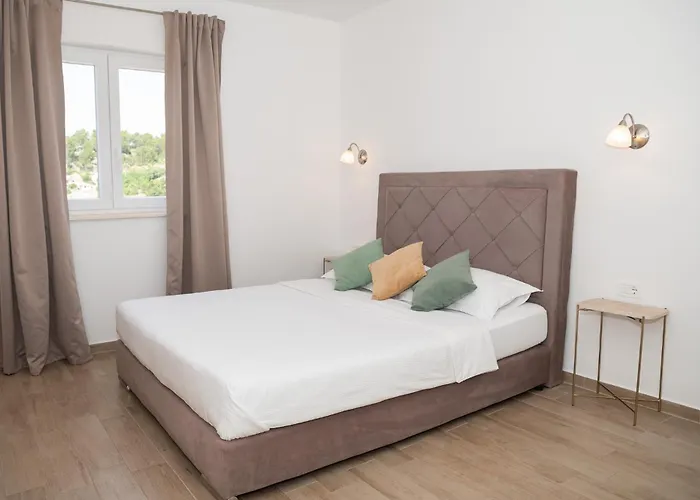 招待所 Casa Scardona 4*