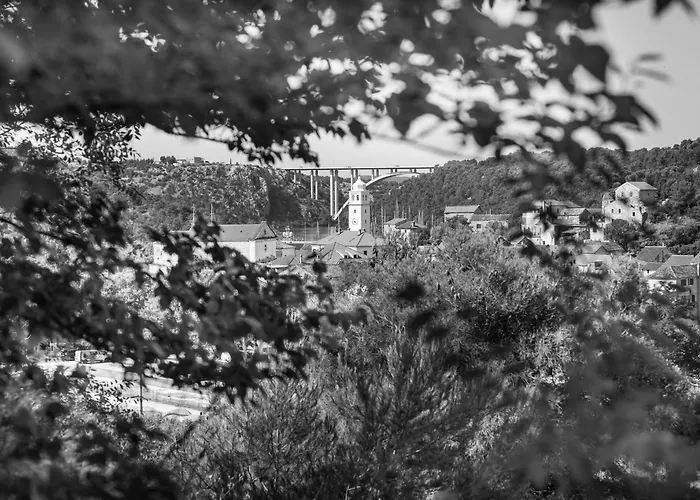 招待所 Casa Scardona 4*