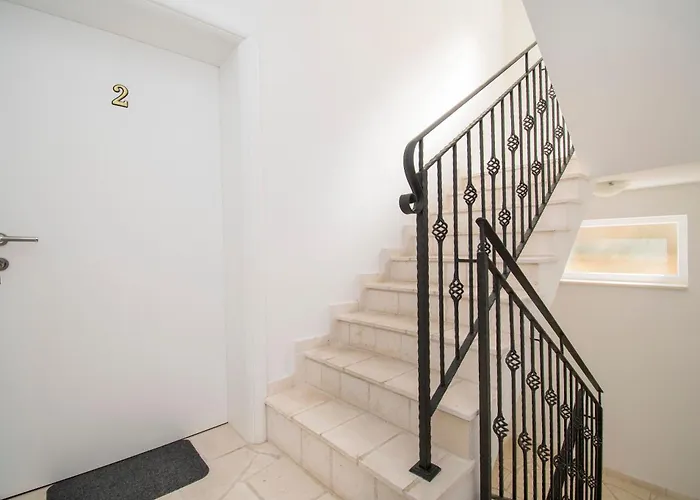 招待所 Casa Scardona 4*